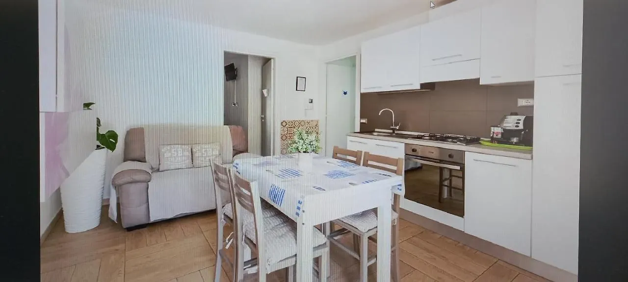 بيت ضيافة Oristano Camera Arancio Max 3Pers,Bagno,Uso Cucina